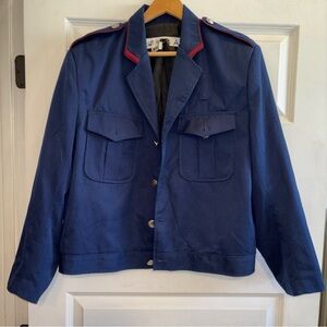 Disneyland Paris hotel M cast member uniform 90s Y2K ? Navy Blue Red Piping